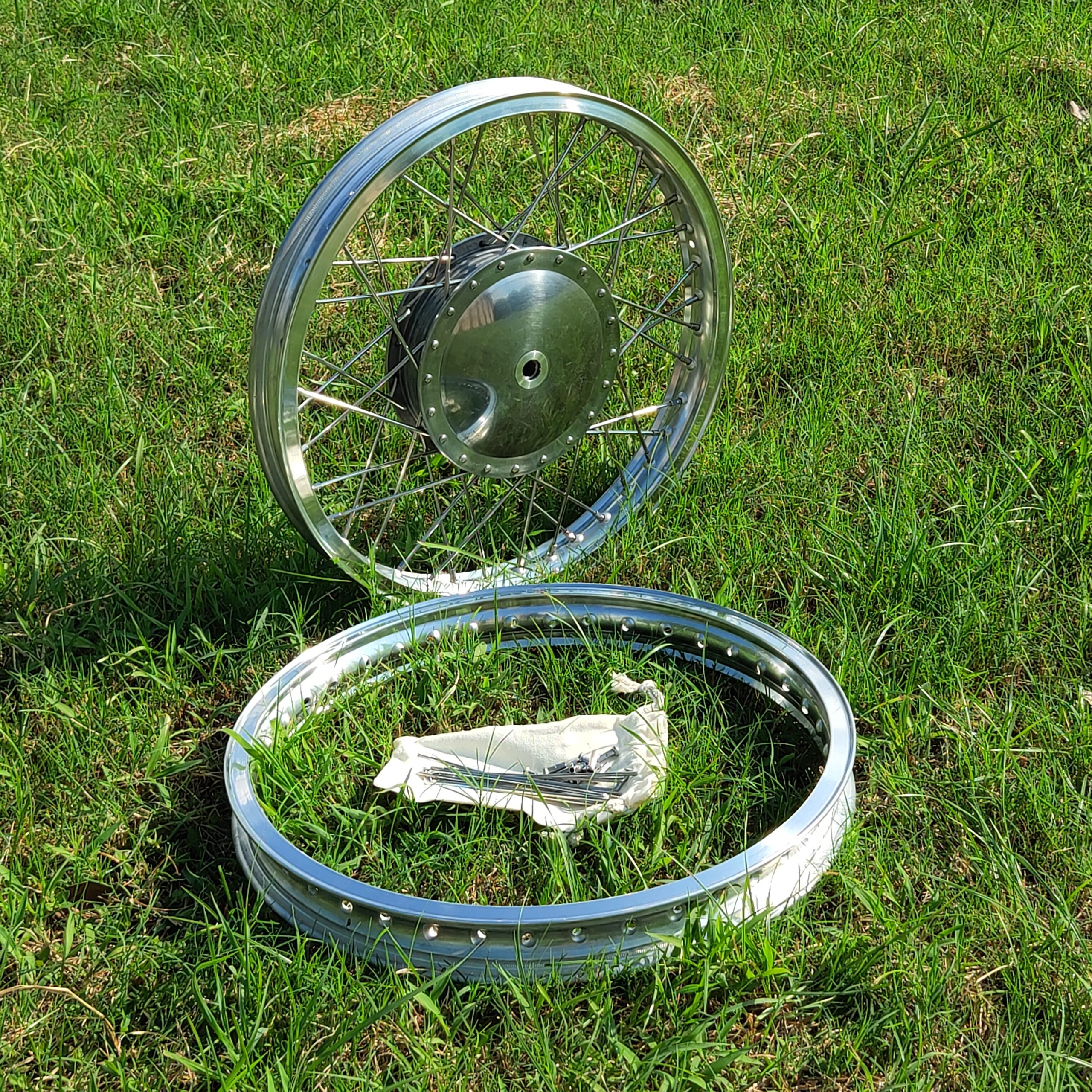21 * 1.85" H Aluminum Wheel With Hamburger Drum Brake - Image 4