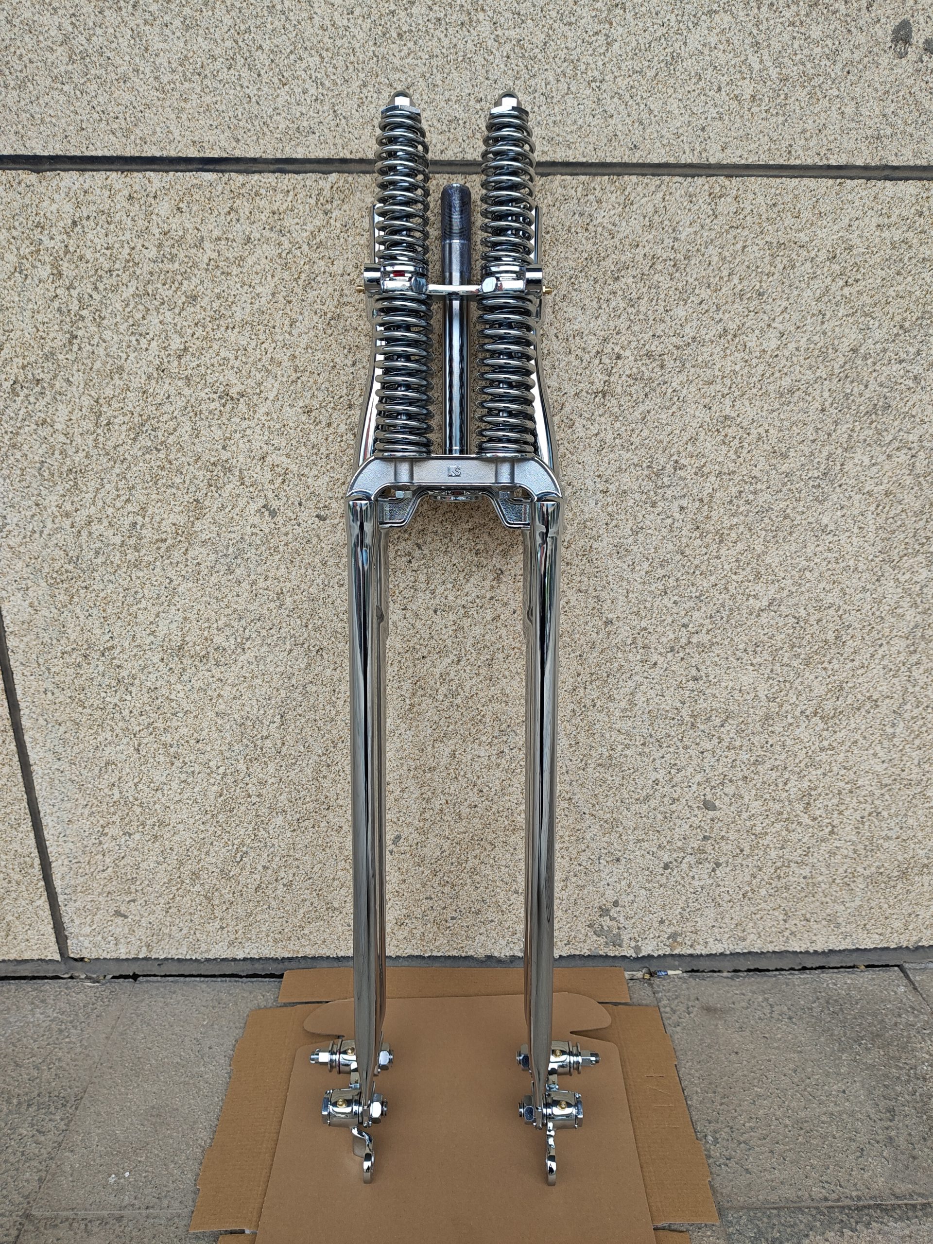 Narrow Extended Springer for Harley Davidson Chopper - Image 3