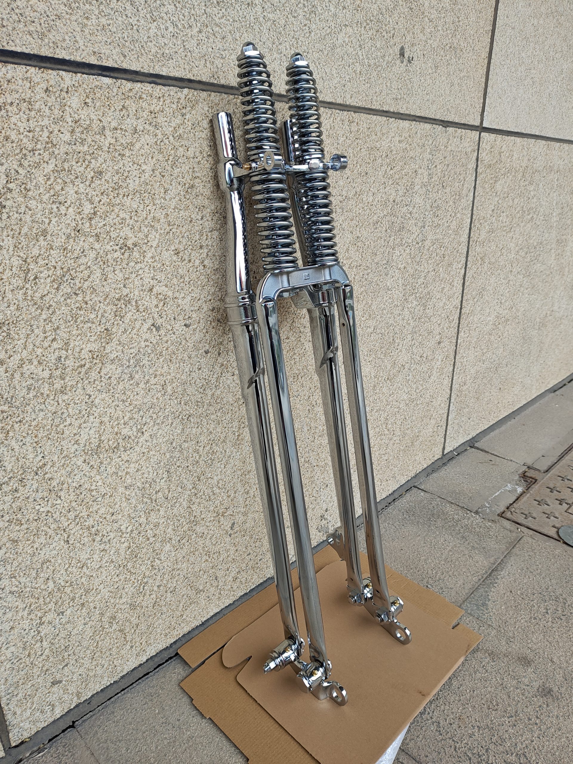 Narrow Extended Springer for Harley Davidson Chopper - Image 10
